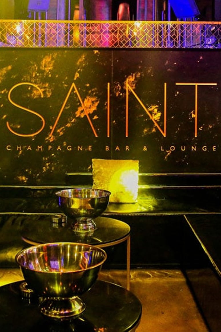 Saint-Champagne-Bar-And-lounge