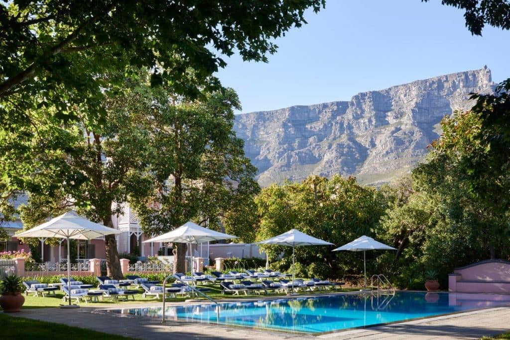 Cottages and Table Mountain view_Belmond Mount Nelson