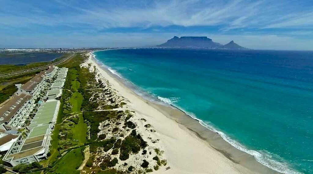 Dolphin Beach Hotel Cape Town
