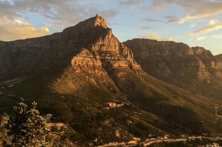 6 Beginner Hikes To Try In Cape Town