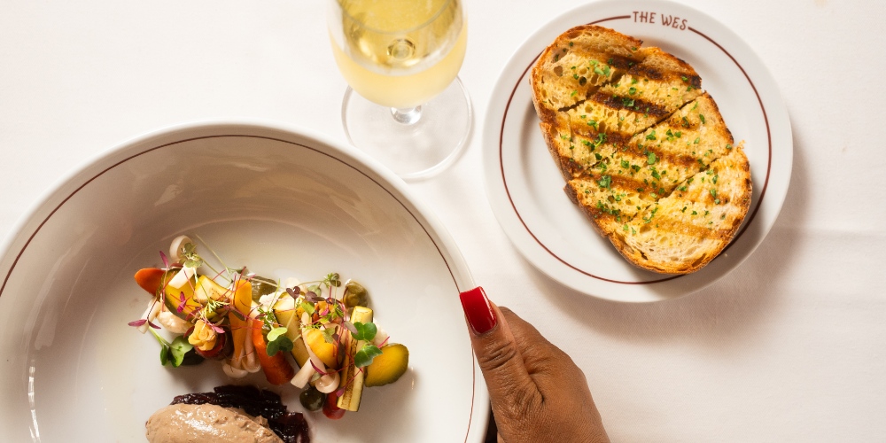 The Wes Bistro & Bar 