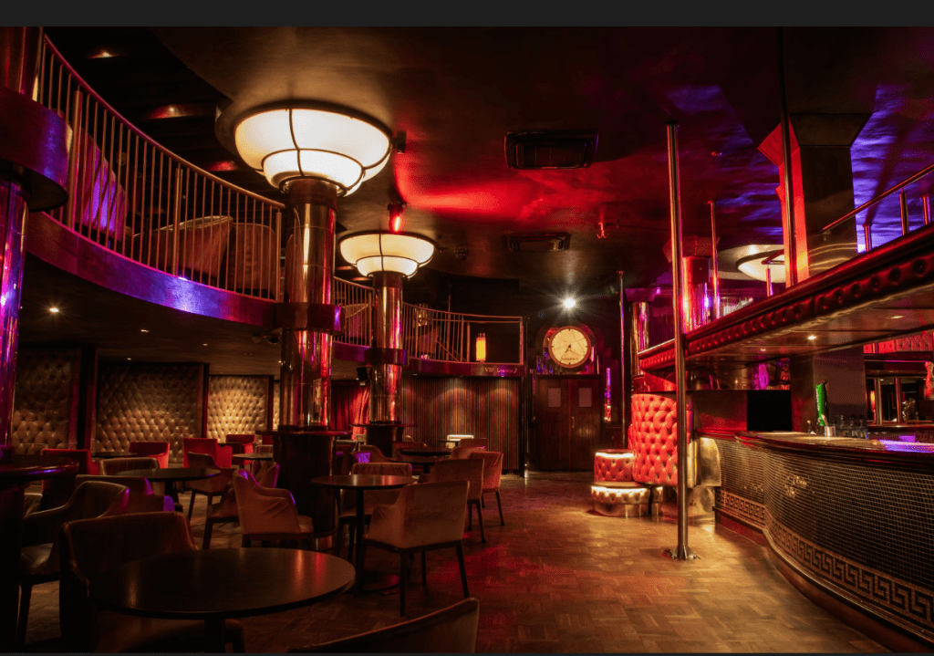 Mavericks Revue Bar