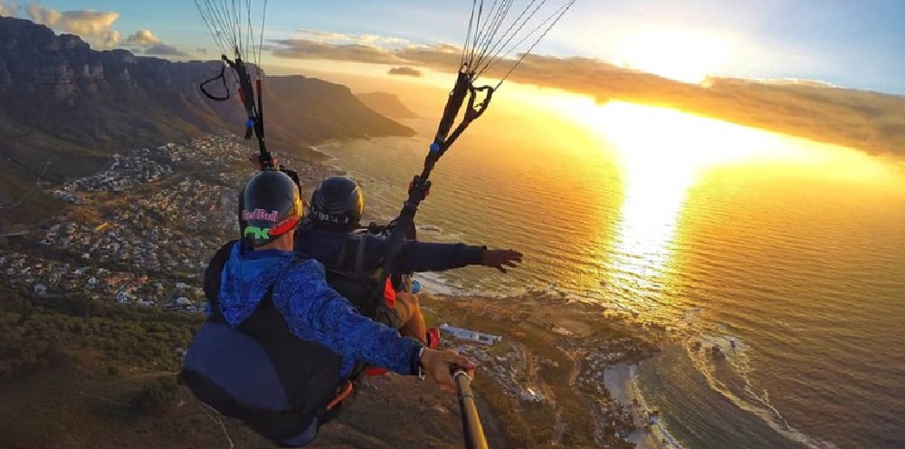unique experience - paragliding - Holiday - Exploring Cape Town - Cape Town Tourism